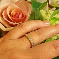 SUNNANÄNG RG 18 KARAT LABBDIAMANTER